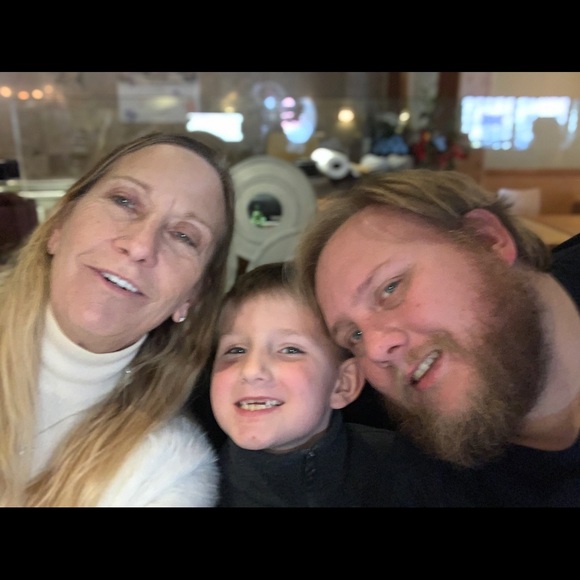 Meet your Posher, Linda - Picture 1 of 1